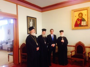 Επίσκεψη του Υπουργού Παιδείας και Θρησκευμάτων, κ. Ανδρέας Λοβέρδος, στην Ιερά Αρχιεπισκοπή Κρήτης, στο Ηράκλειο, έδρα της Ιεράς Επαρχιακής Συνόδου της Εκκλησίας Κρήτης.
